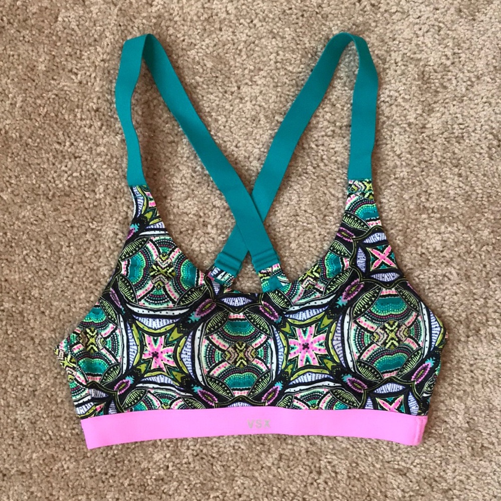 Victoria’s Secret Sport Bra - Picture 1 of 8